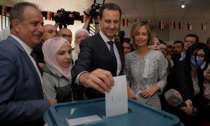 ليبراسيون: عدد القتلى الذين صوّتوا لإعادة انتخاب الأسد أعلى من عدد أولئك الذين وثّقتهم المنظمات الحقوقية